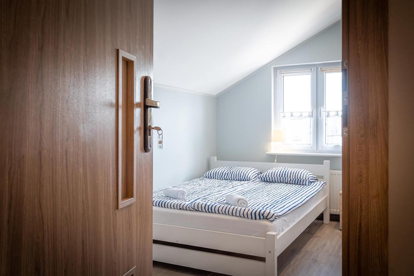 Bedroom ウェバ エクステリア 写真